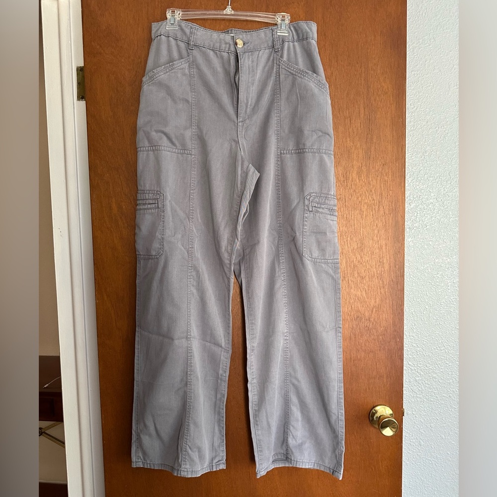 Maurices Gray Cargo Pants for Women